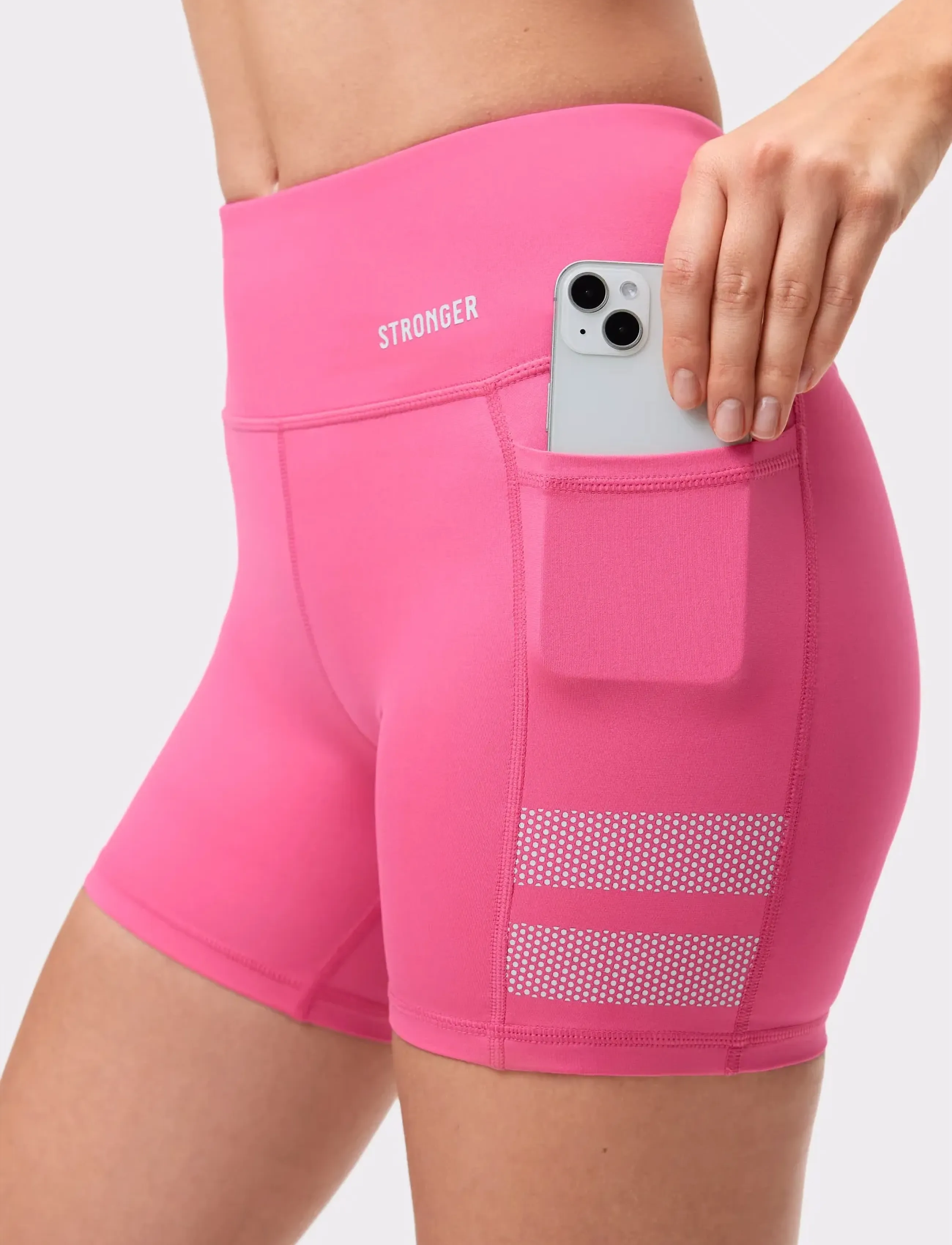 STRONGER - Signature Pocket Contouring Shorts - 1/2 længde - fandango pink - 3