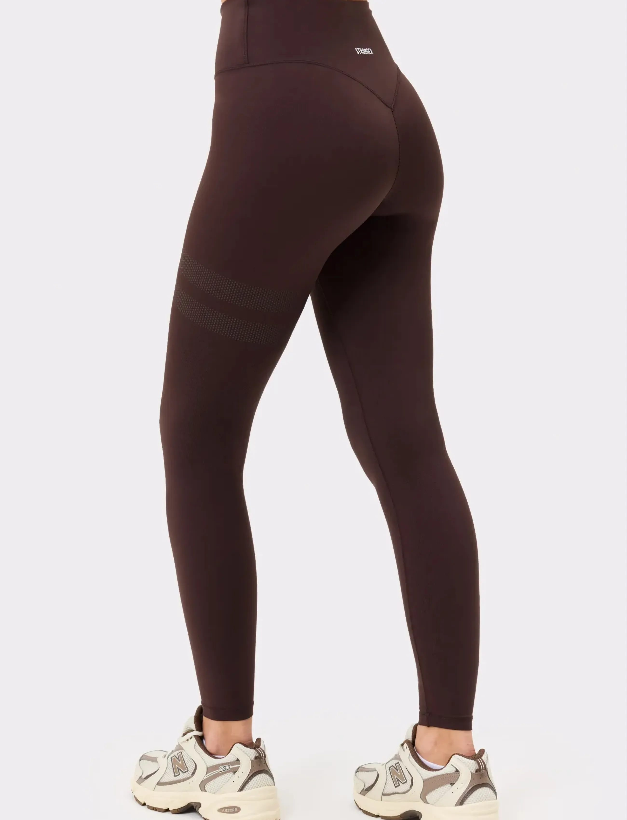 STRONGER The Signature One Leggings - STRONGER - BLACK COFFEE / brown