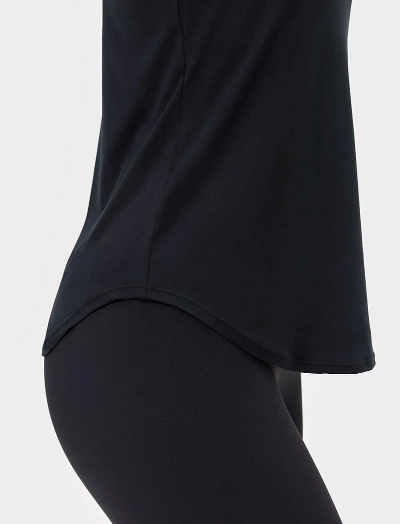 STRONGER - Airy Racerback Tank - tank tops - black - 5