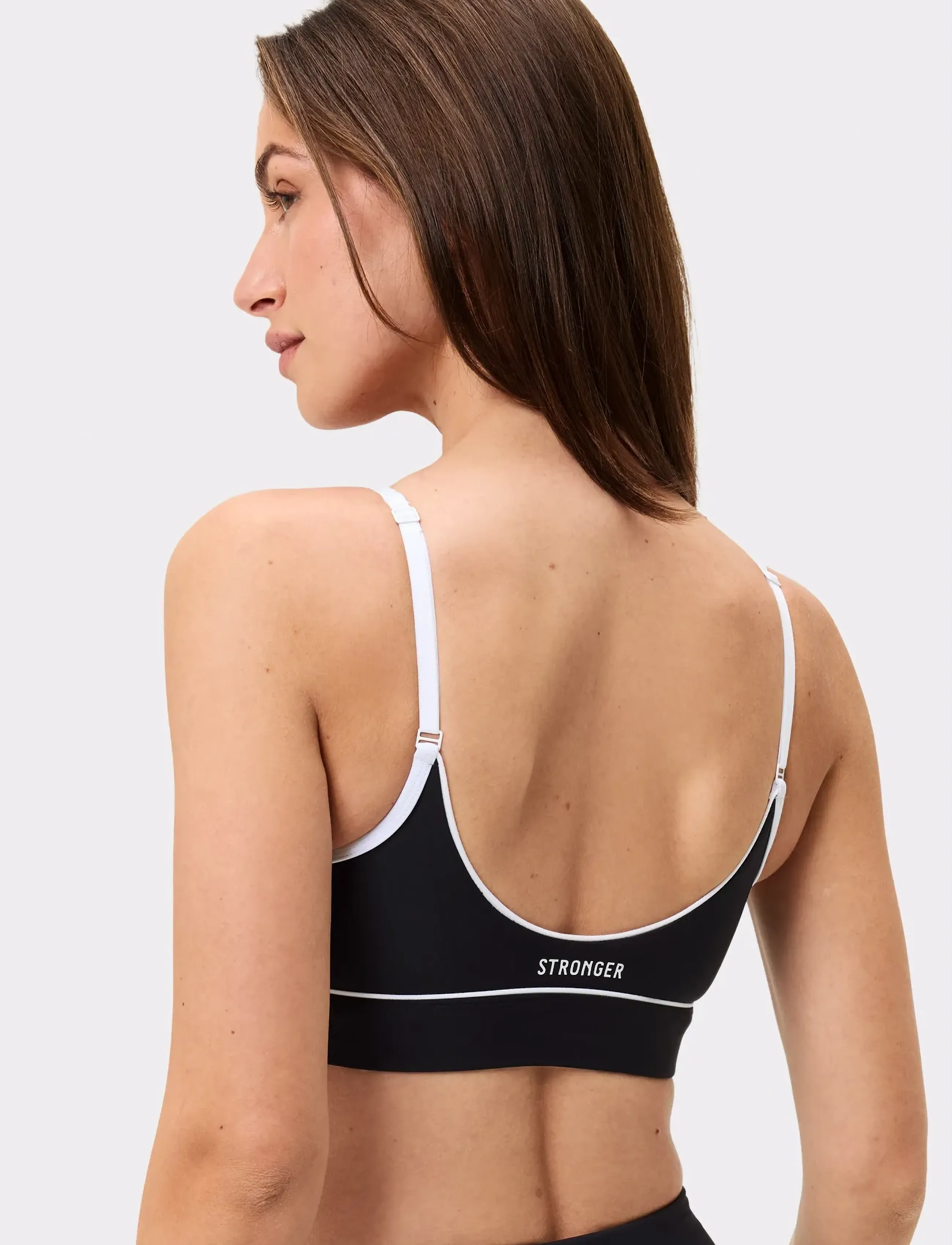 STRONGER - Signature Piping Sports Bra - sports-bh'er - black - 3