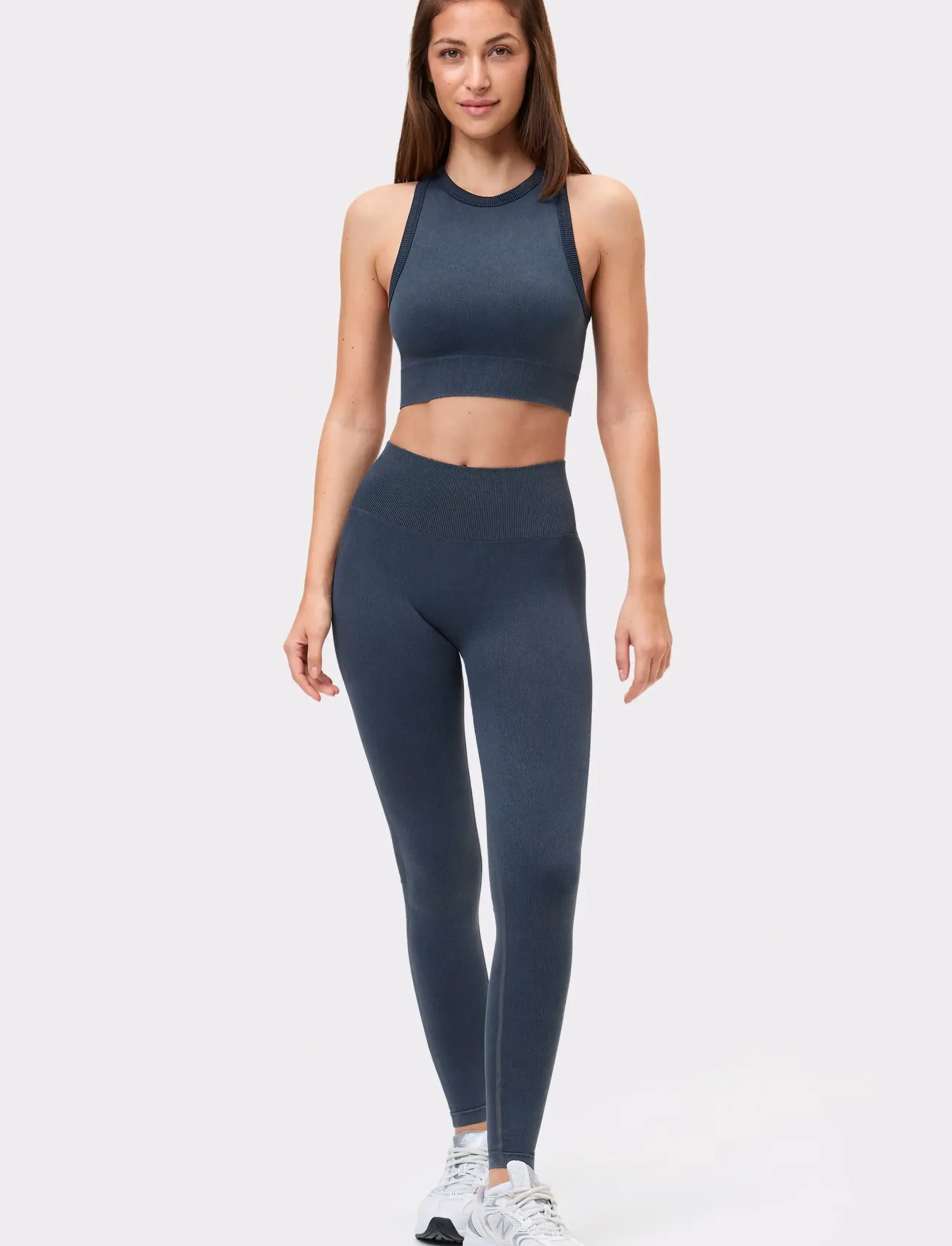 STRONGER Washed seamless high neck bra - STRONGER - BLACK / navy