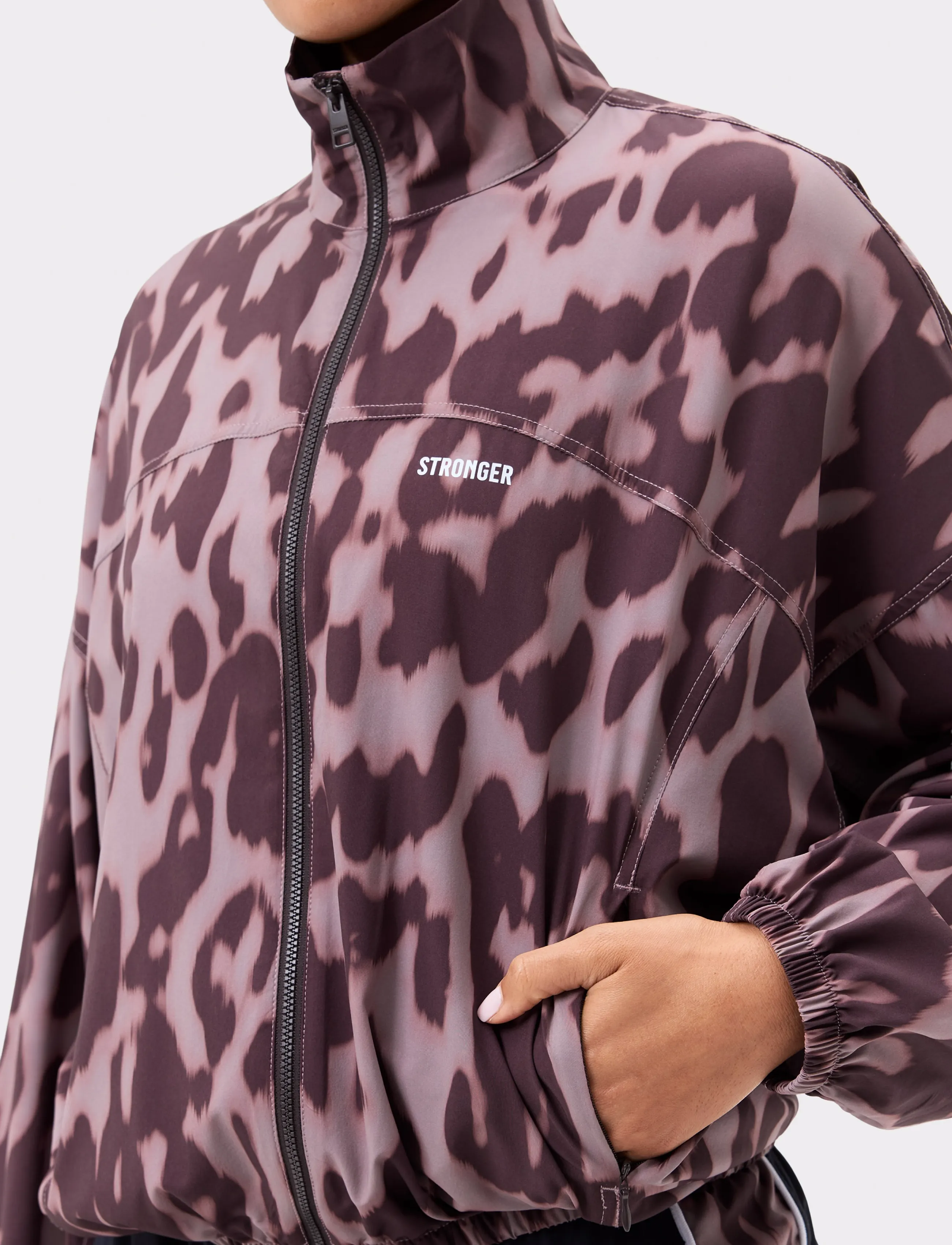 STRONGER - Breezy Woven Jacket - spordijakid - leo rush print - 3