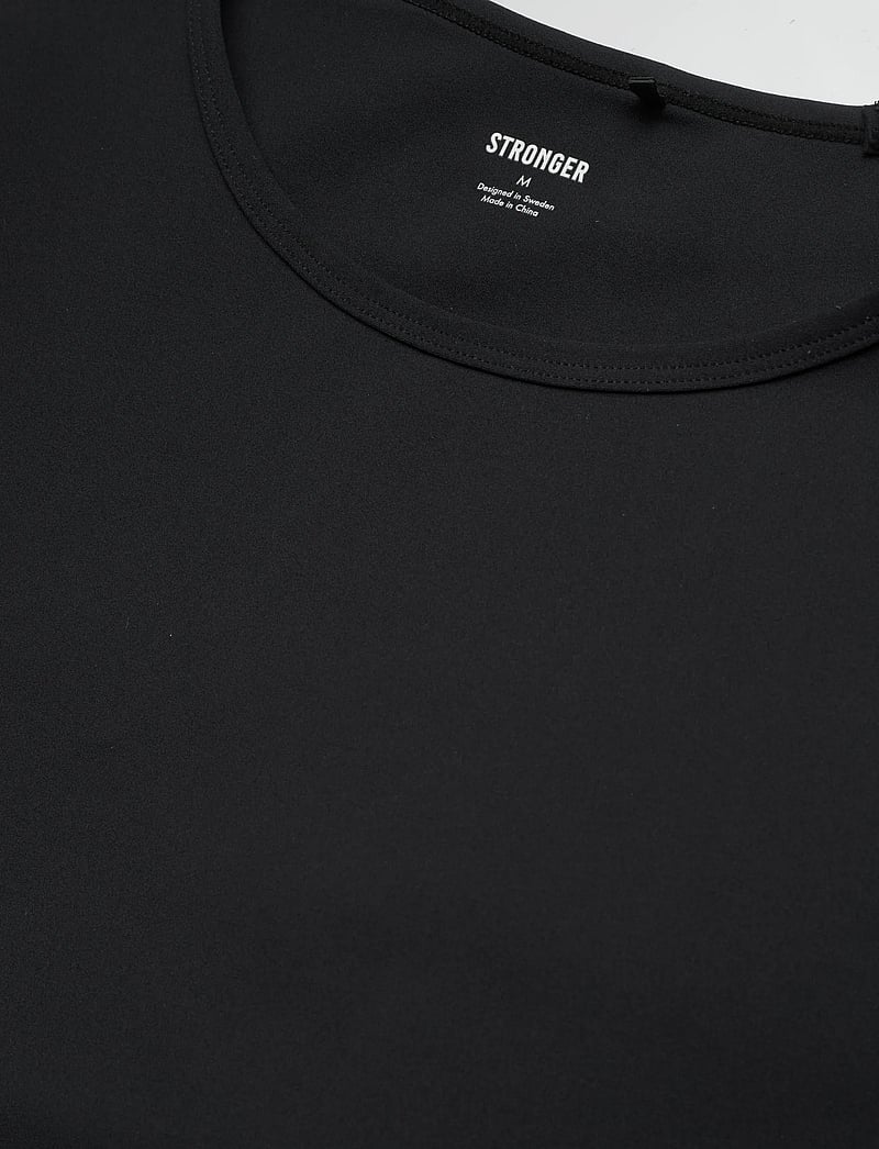 STRONGER - Soft T-shirt - t-shirts - black - 2