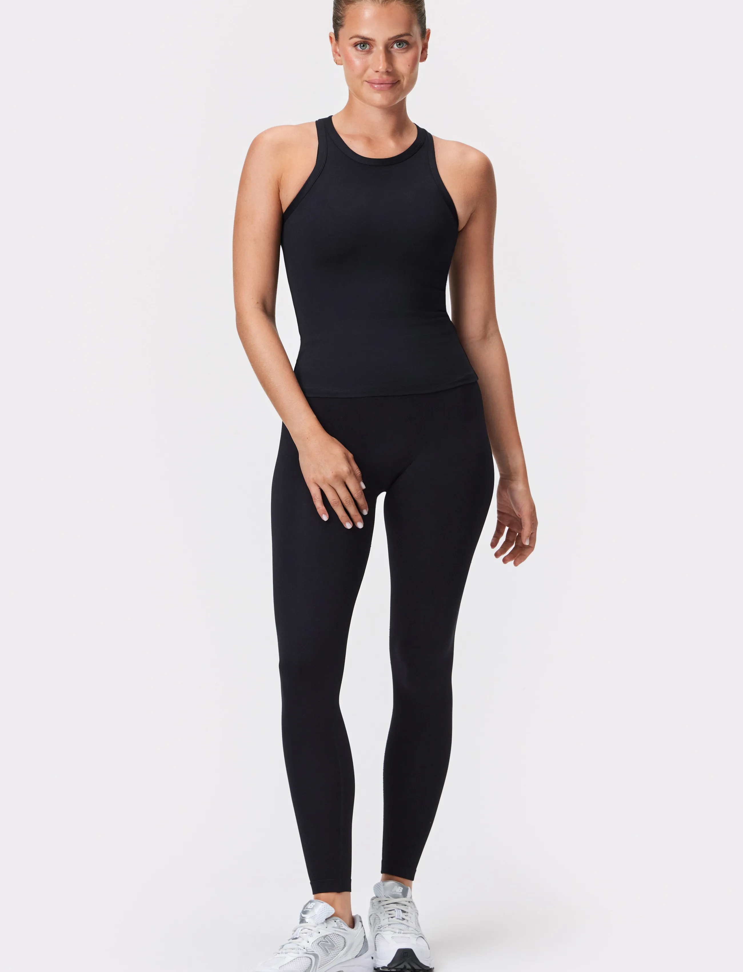 STRONGER - The One Tank Top - Õlapaeltega pluusid - black - 2