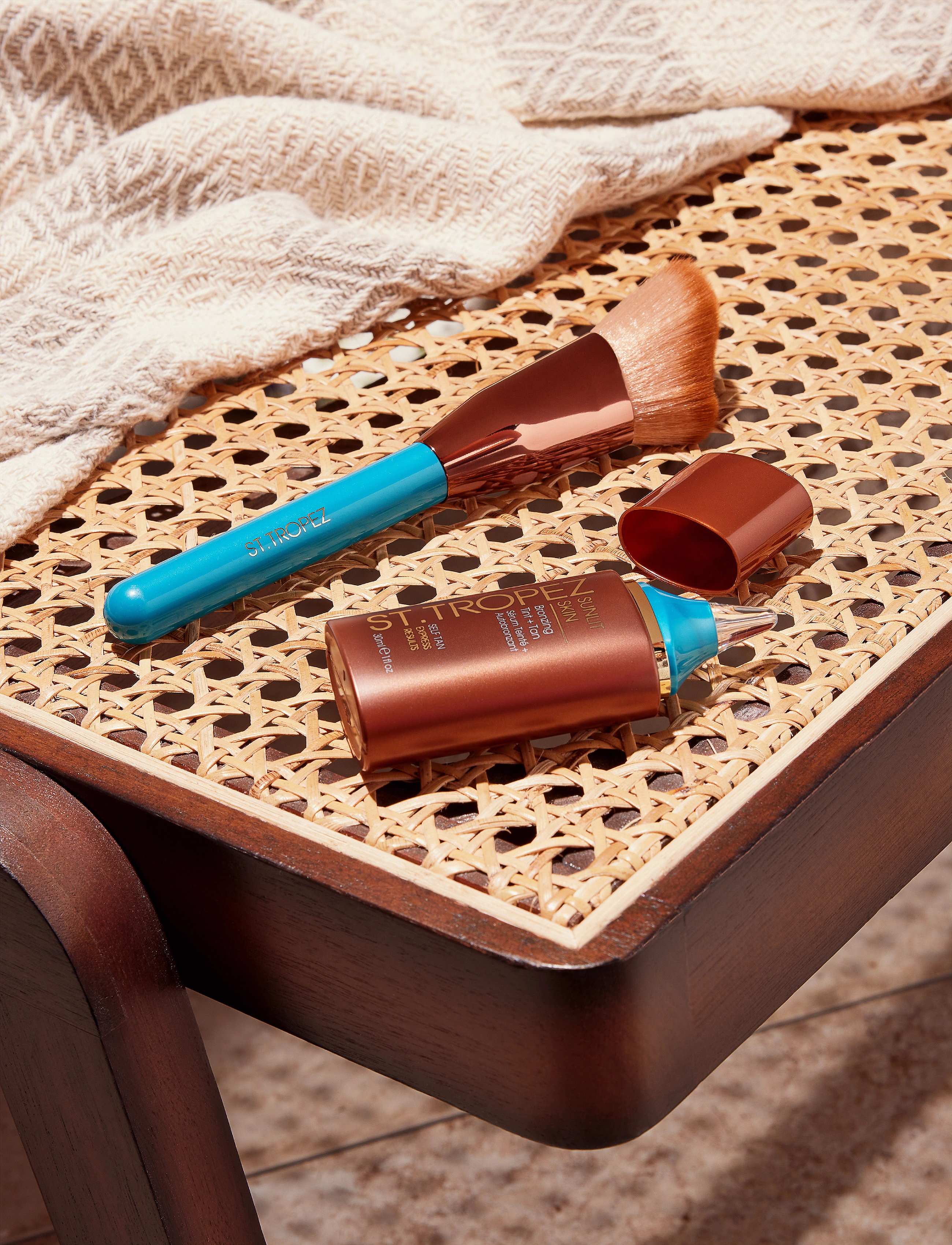 St.Tropez - Tantour & Applicator Brush - makeup - 5