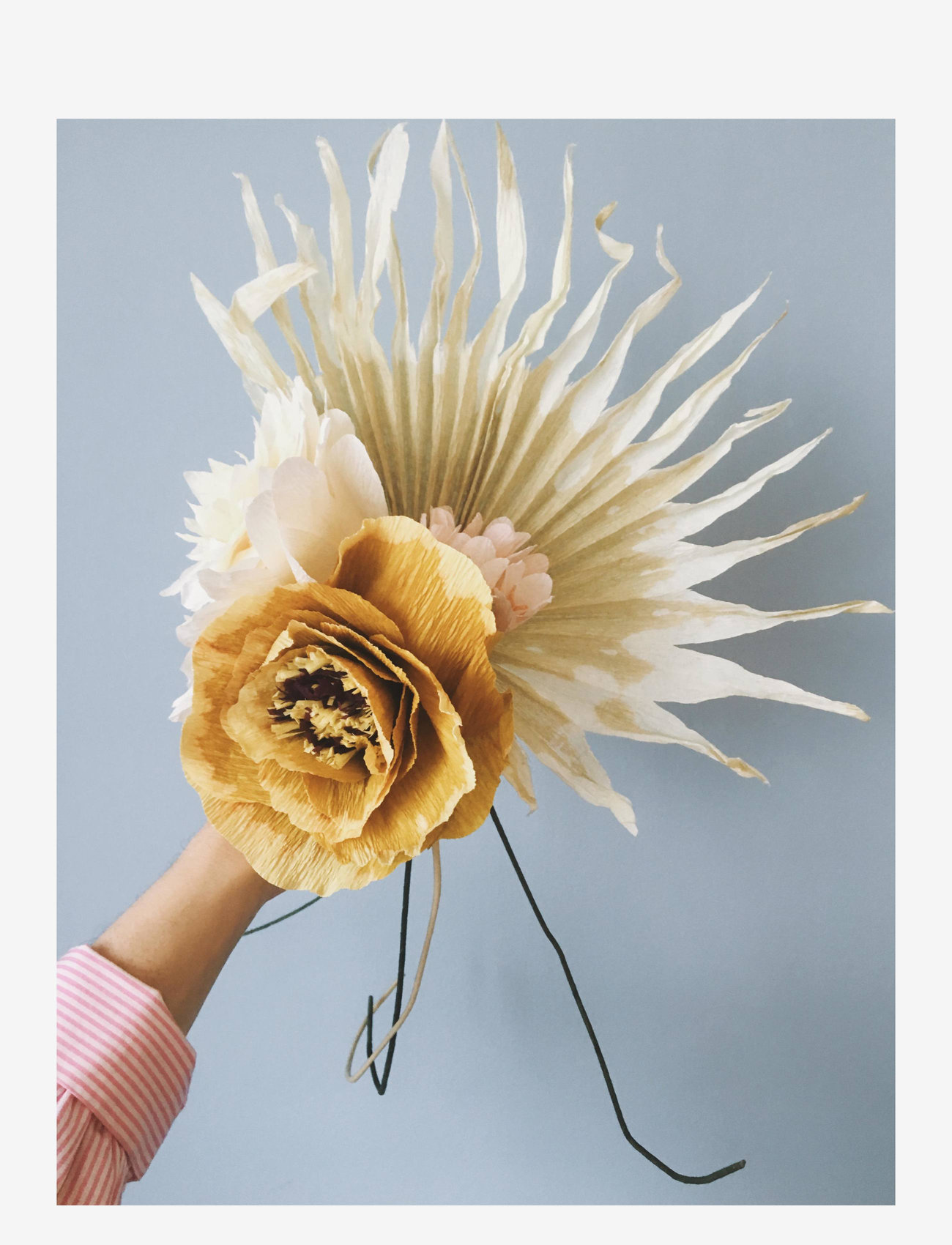 Studio About - PAPER FLOWER - valentinsgaver - ochra - 5