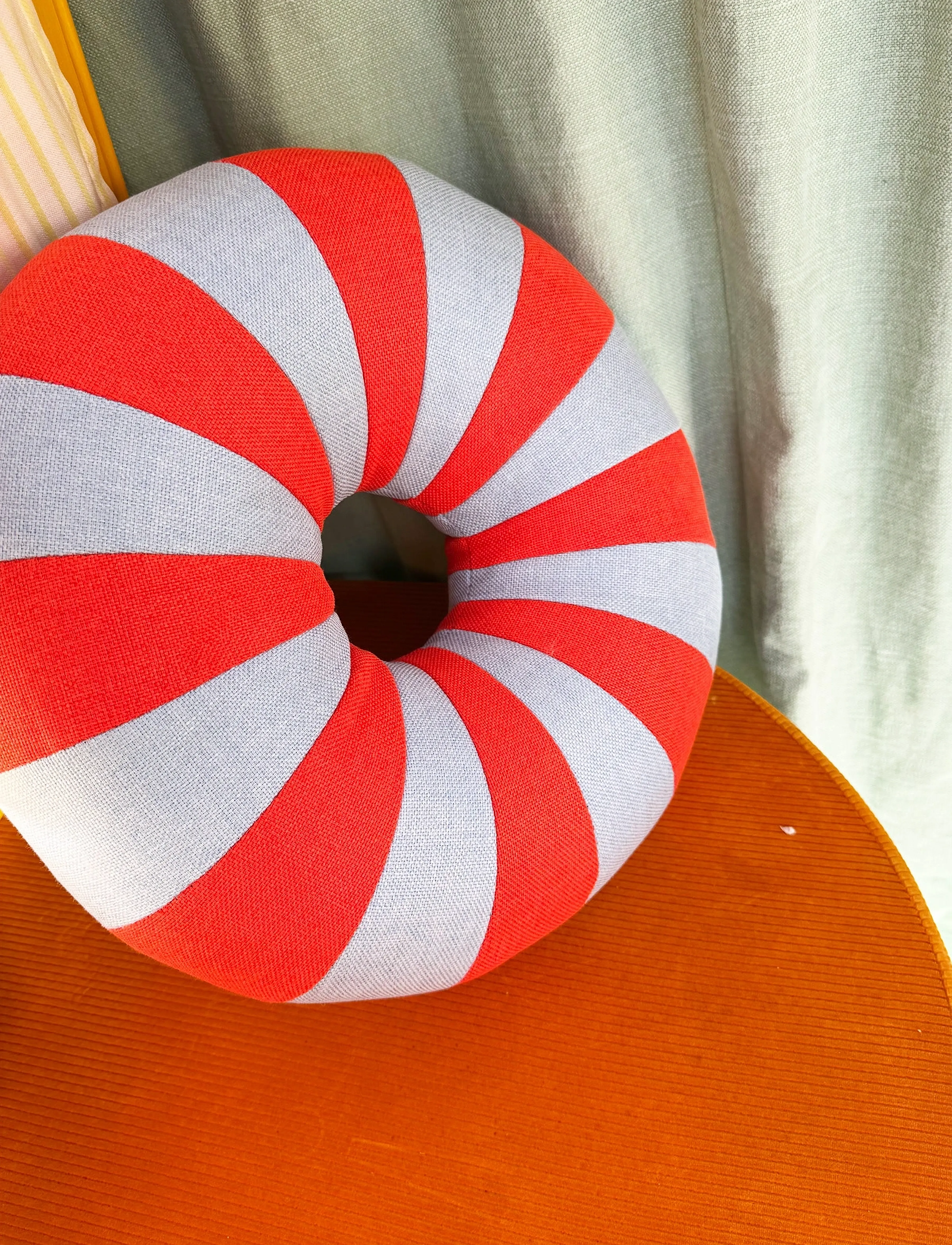 Studio About - FLOAT PILLOW, BLUE/RED - kissen - blue/red - 3
