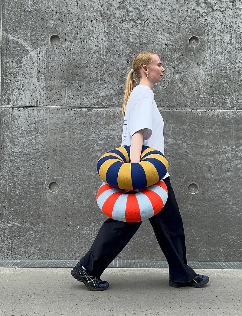 Studio About - FLOAT PILLOW, BLUE/RED - blue/red - 5