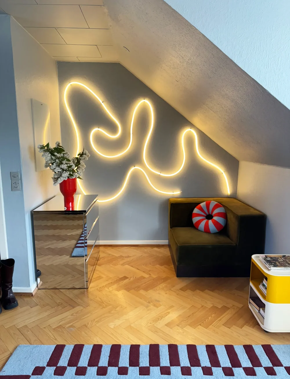 Studio About - VASE, FLOWERSHADE - vaasid - red - 3