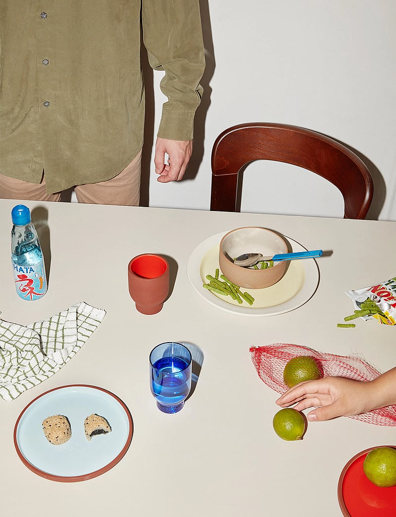 Studio About - PLATE, MEDIUM - geschenke unter 50€ - terracotta/blue - 3