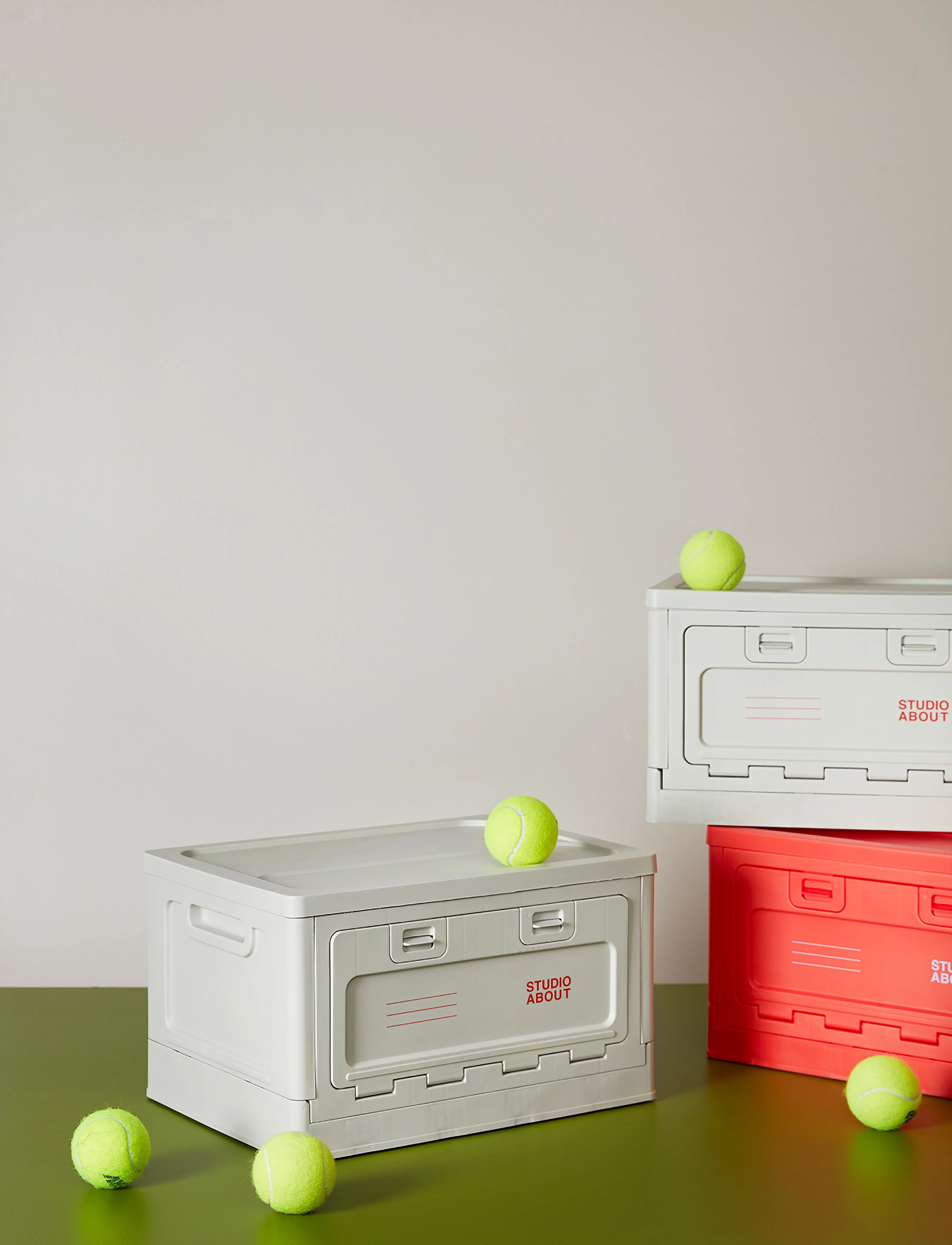 Studio About - BOX - lowest prices - light grey - 4