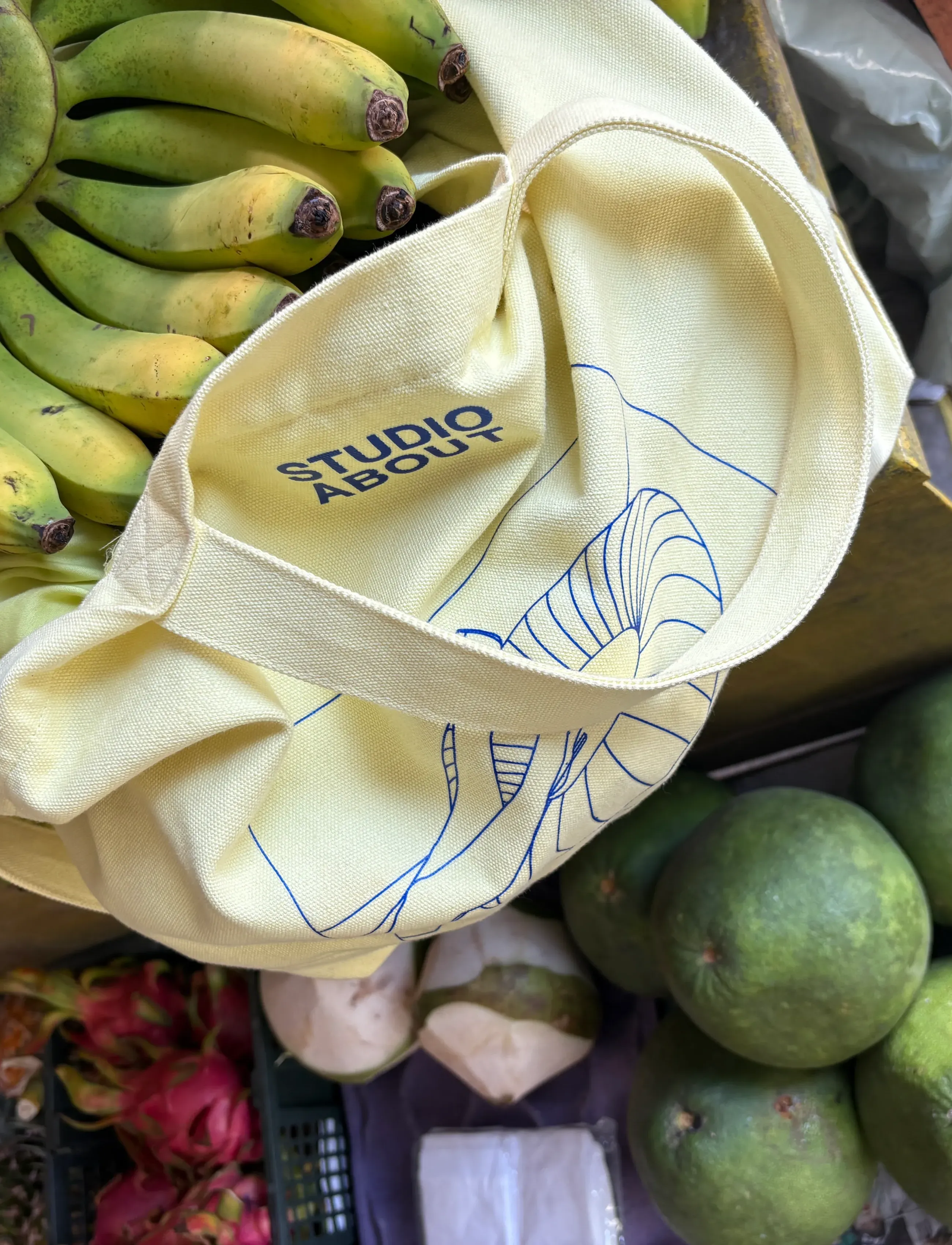 Studio About - TOTE BAG, YELLOW/BLUE - yellow/blue - 3