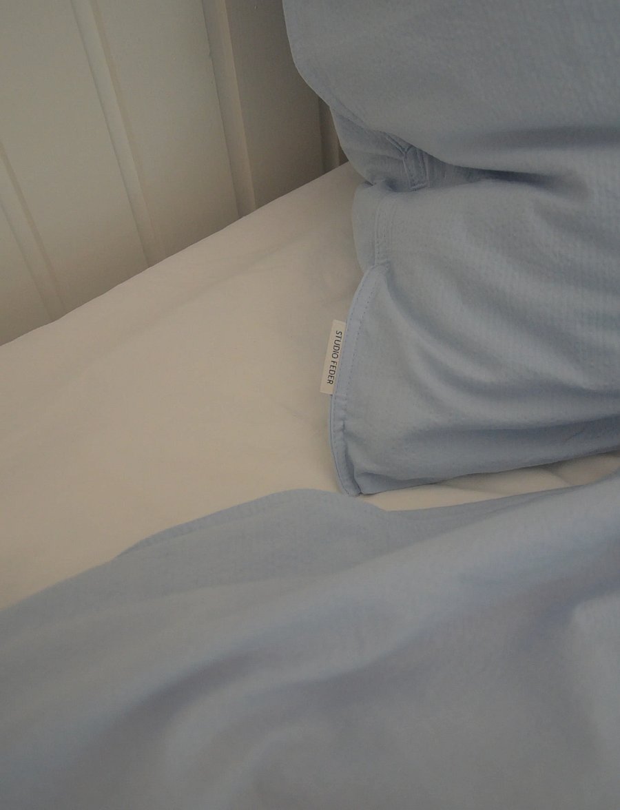 STUDIO FEDER - ADULT BEDDING SWEDISH SIZE - SEERSUCKER - voodiriiete komplektid - ballad blue - 3