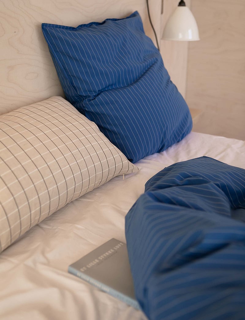 STUDIO FEDER - Pillow case - køb efter pris - winter dip - 2