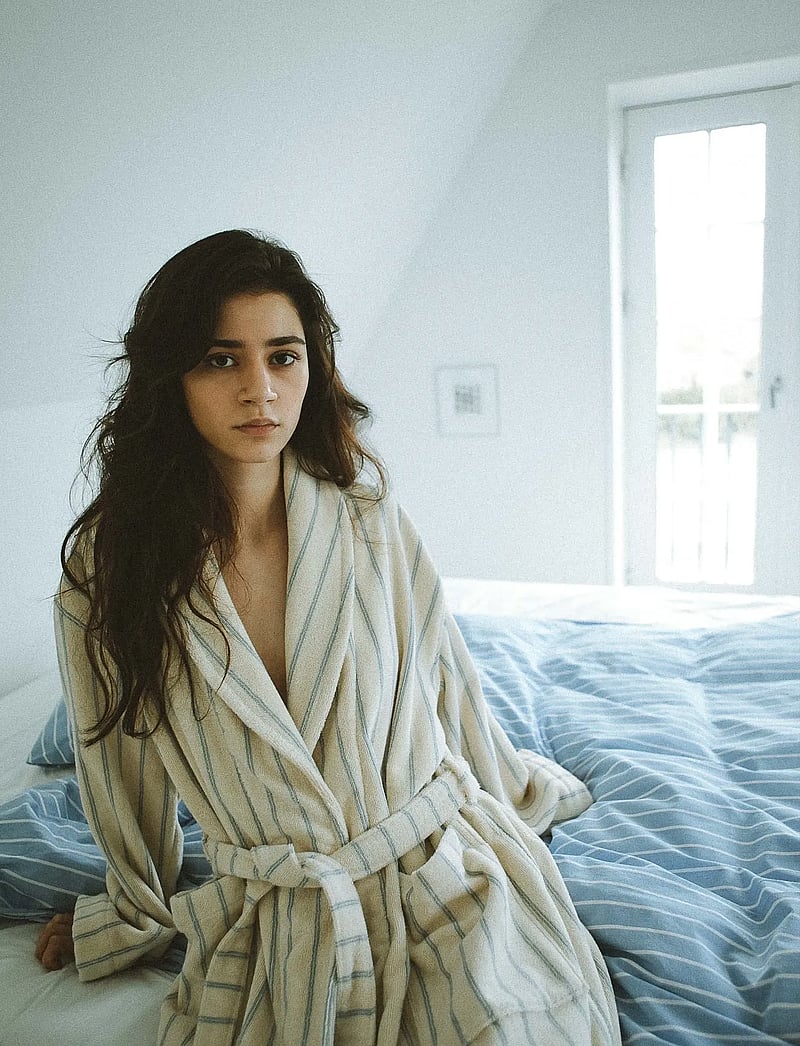 STUDIO FEDER - MIA BATHROBE - alltags-style - water rain - 5