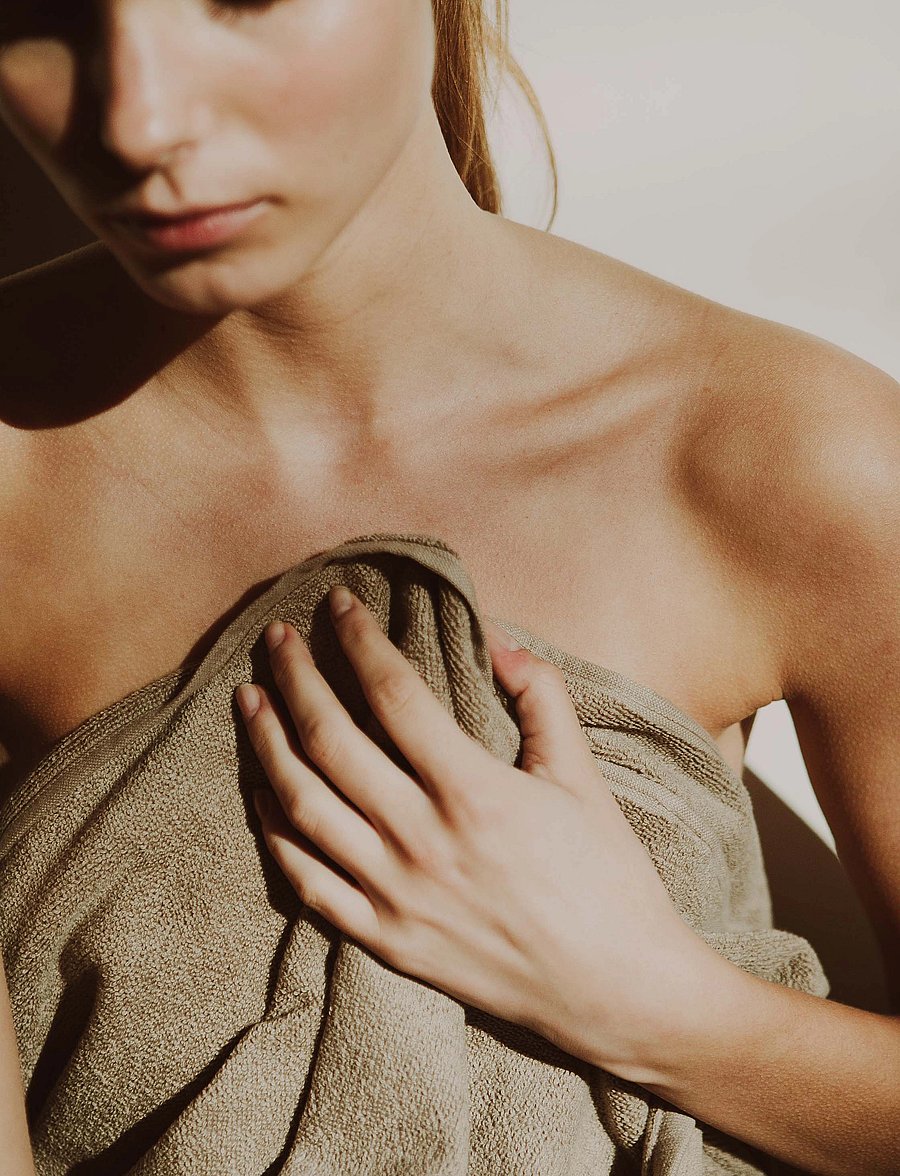 STUDIO FEDER - UNA TOWEL - shop by price - pebble - 3