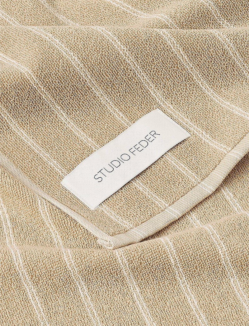 STUDIO FEDER - UNA TOWEL - badetücher - sand beige rain - 1