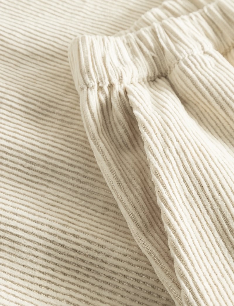 STUDIO FEDER - BELLA PANTS - CORDUROY - hosen mit weitem bein - undyed - 2