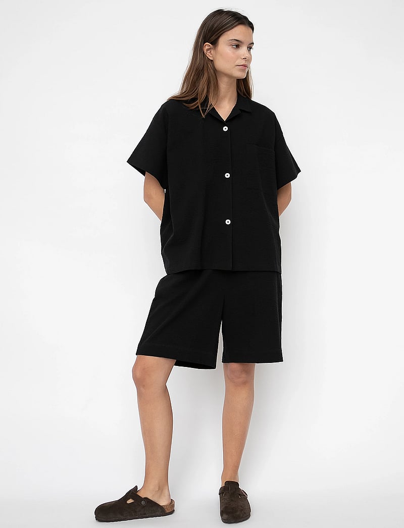 STUDIO FEDER - NORAH SHORTS - SEERSUCKER - kasdienio stiliaus šortai - black - 0