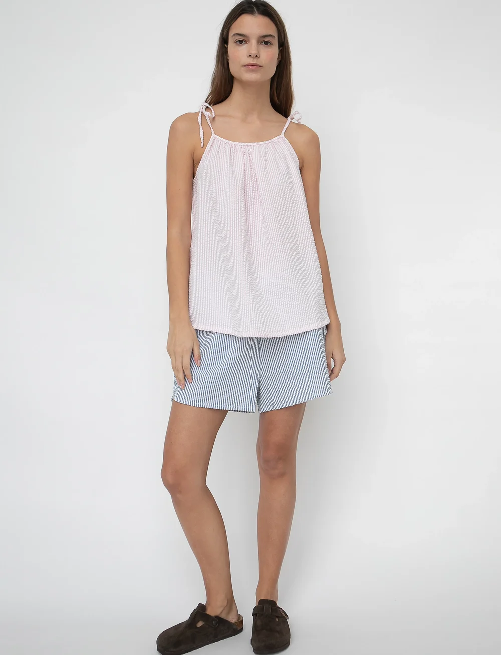 STUDIO FEDER - JASMIN SHORTS - SEERSUCKER - casual shorts - fjord - 0