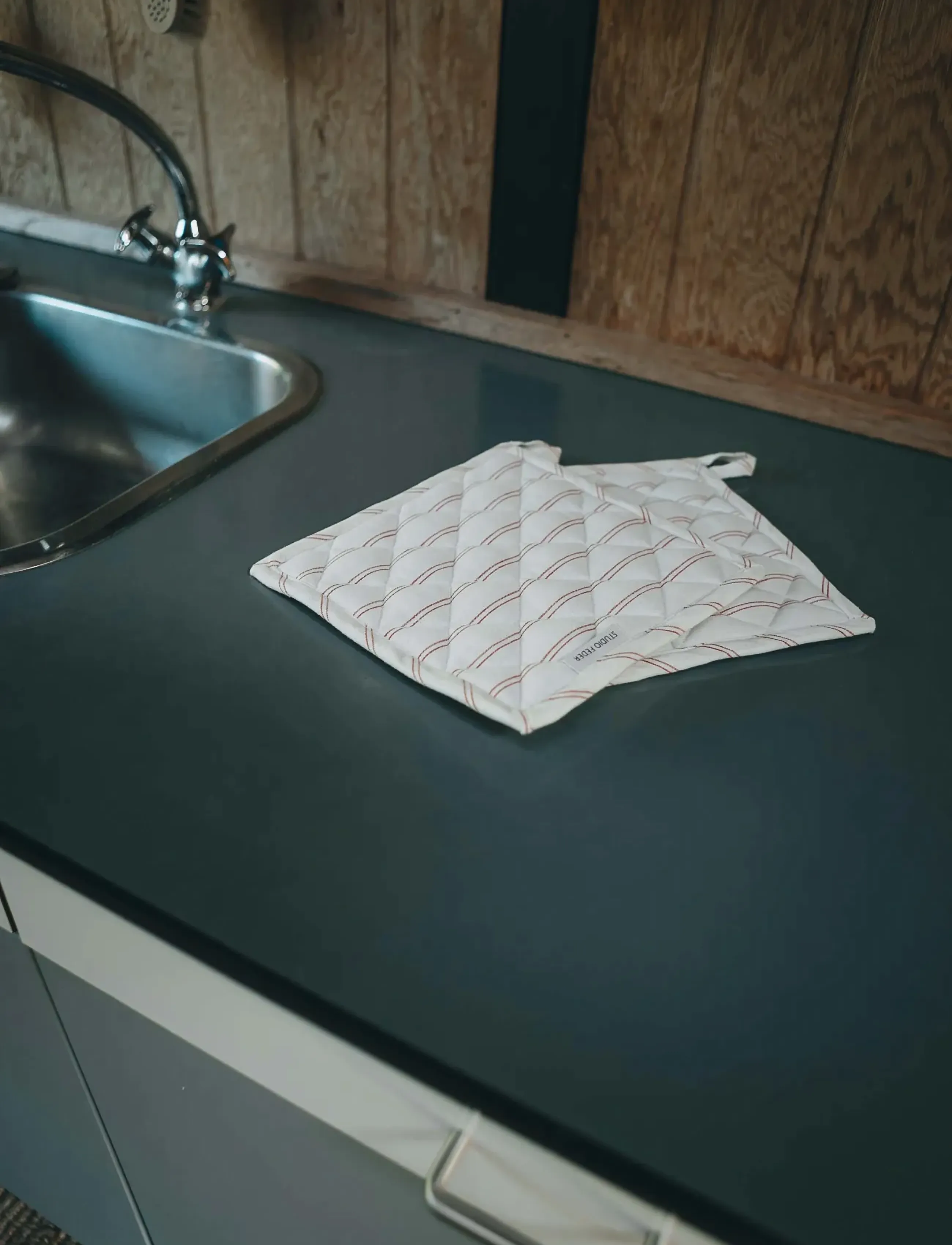 STUDIO FEDER Ada Pot Holder 2-Pack - Cot/Lin, 20X 20 cm, Cream, Køkkentekstiler > Ovnvanter Og Handsker, Unisex