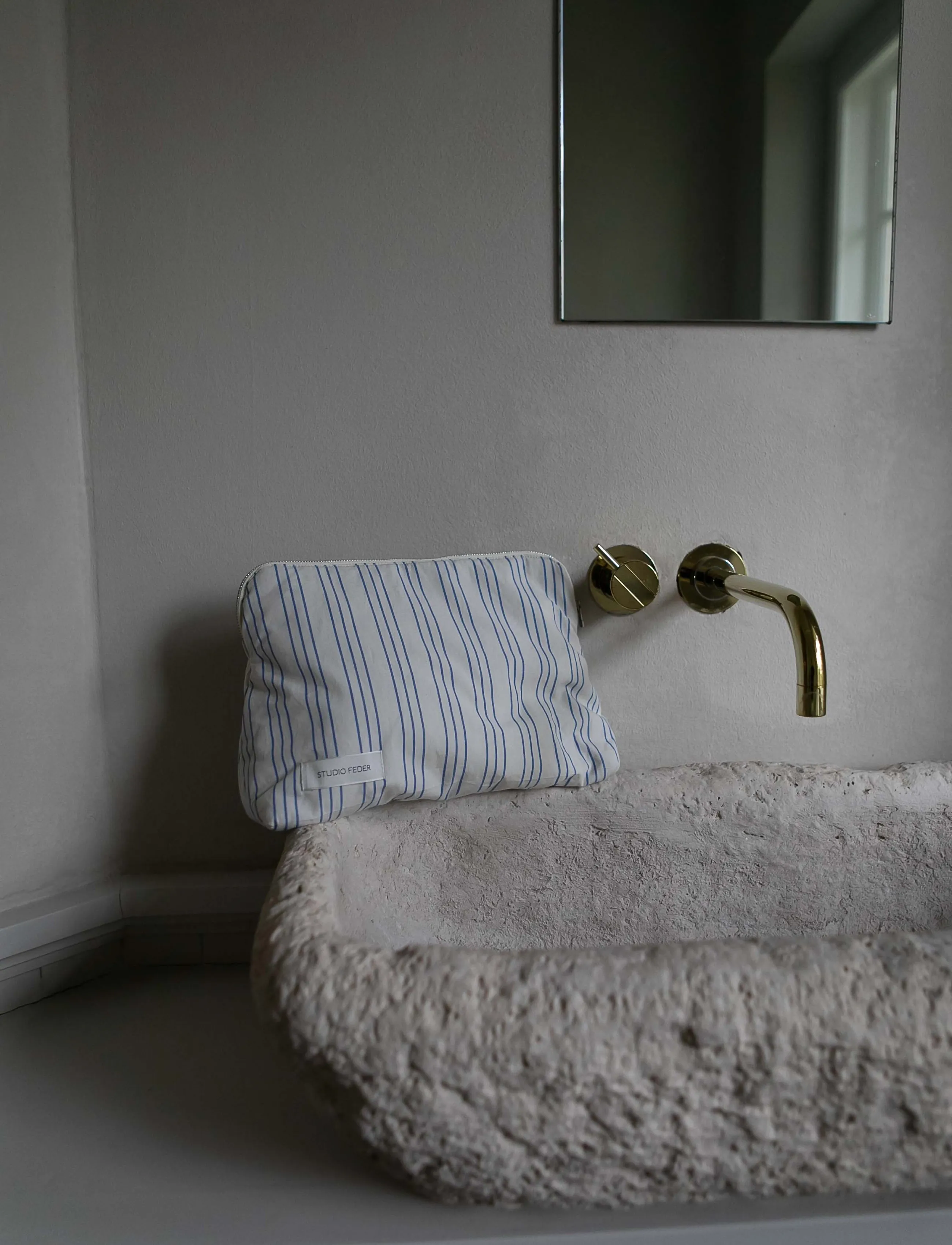 STUDIO FEDER - CELIA TOILETTASKE - toilettasker - phenomenal - 0