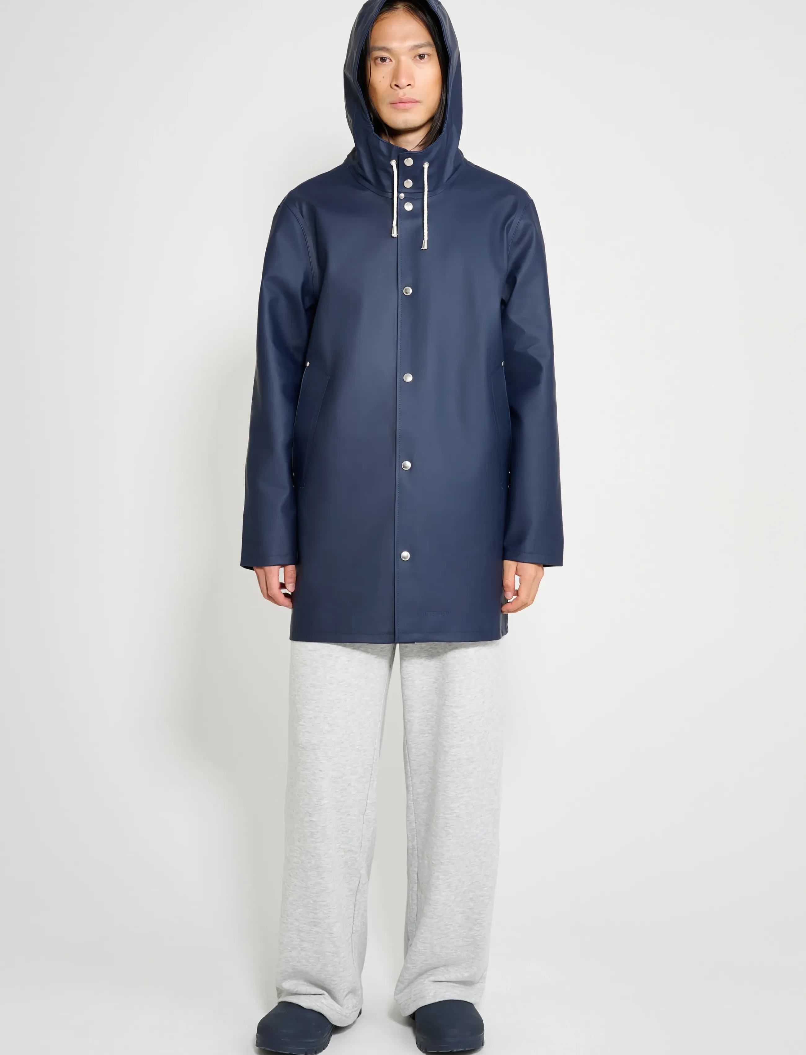 Stutterheim Stockholm Navy, M, Blue, Regntøj > Regnfrakker, Herre