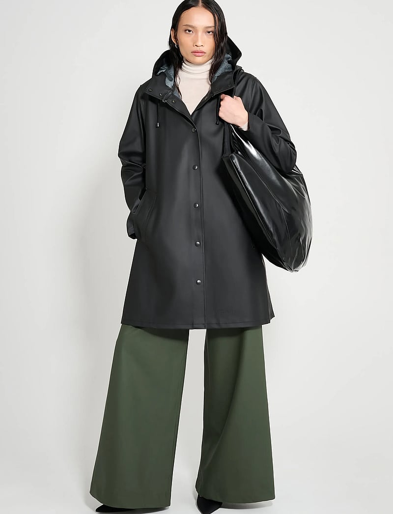 Stutterheim - Mosebacke Black - rain jackets - black - 2