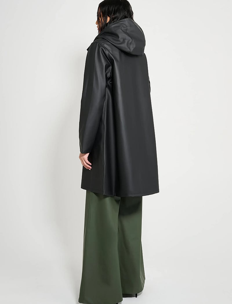 Stutterheim - Mosebacke Black - rain jackets - black - 4