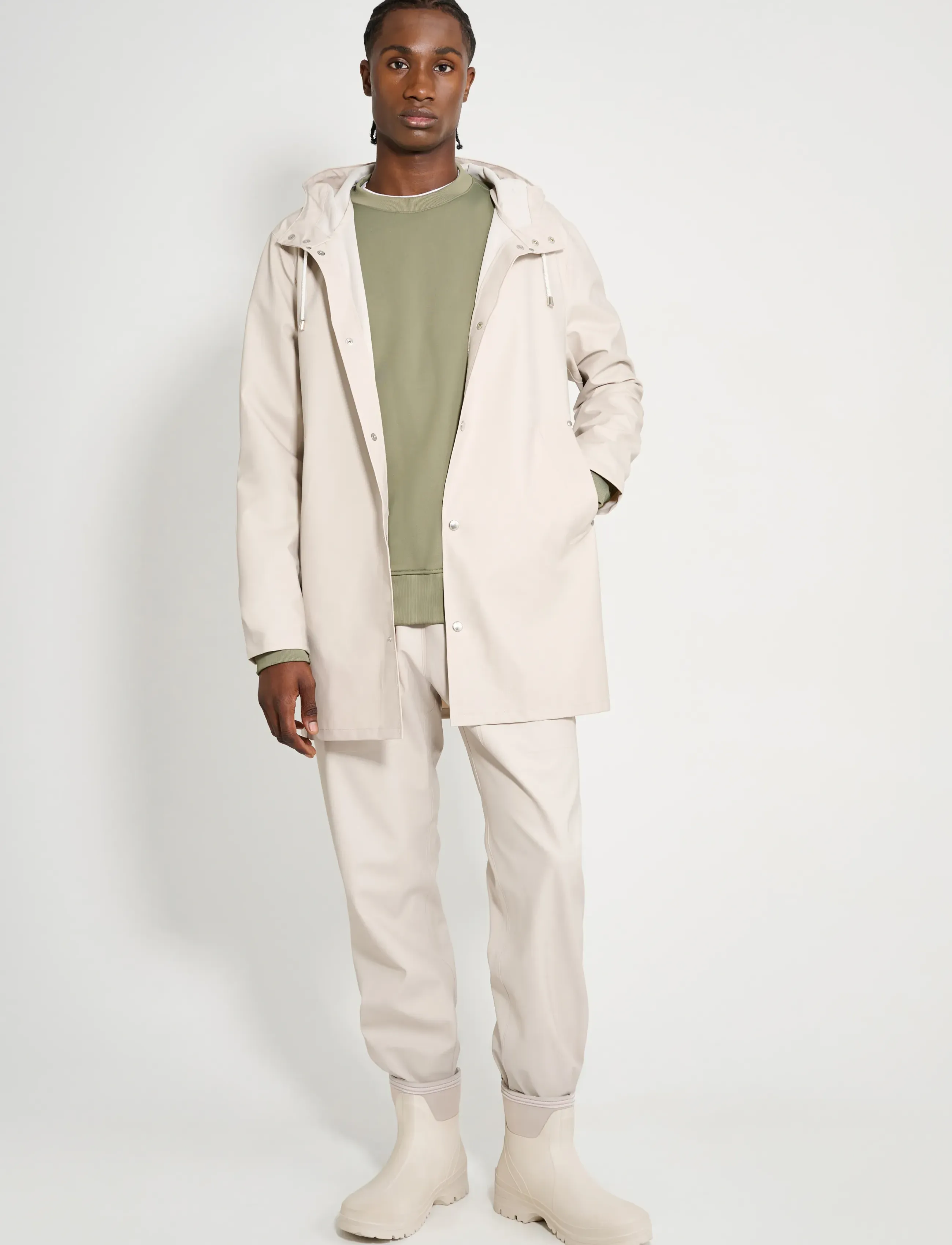 Stutterheim Stockholm Lightweight Light Sand, M, Rainwear, Creme - Rain Coats, Männerswear