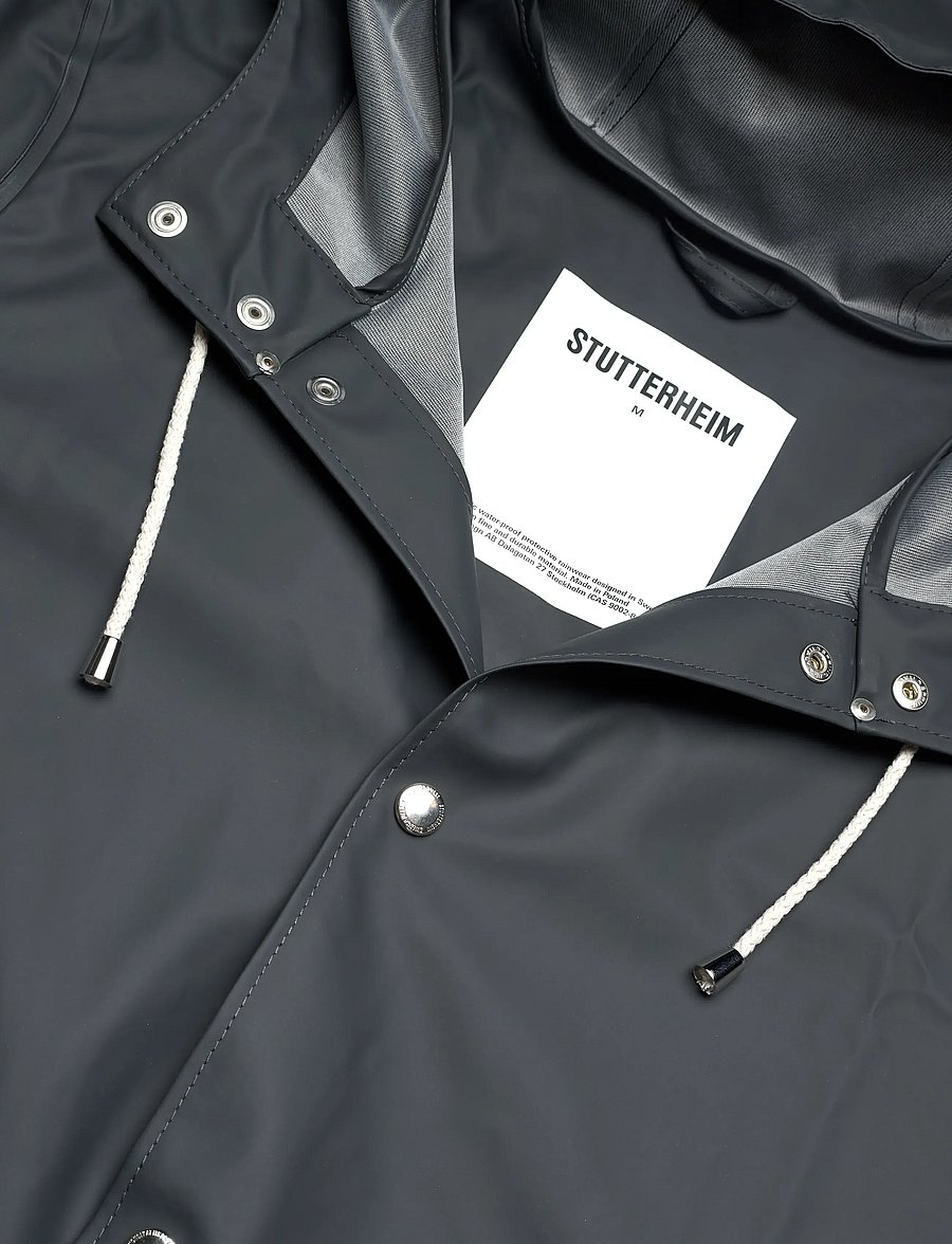 Stutterheim - Stockholm Lightweight Charcoal - regnjackor - charcoal - 4