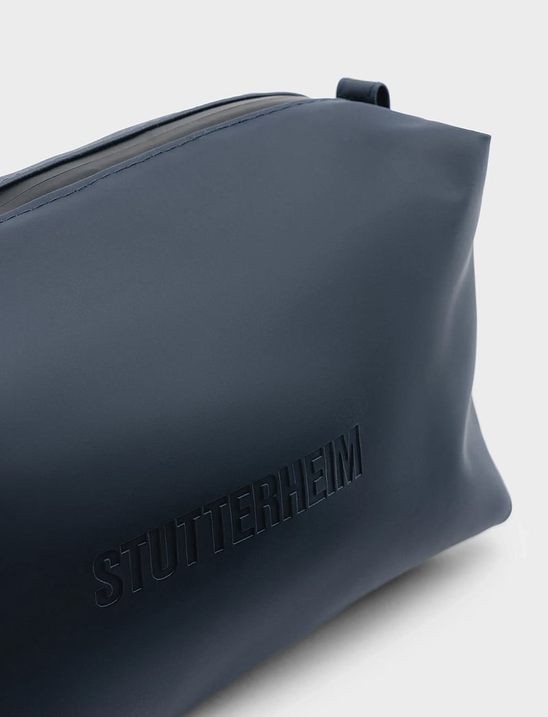 Stutterheim - Container Large Navy - duffel bags - navy - 2
