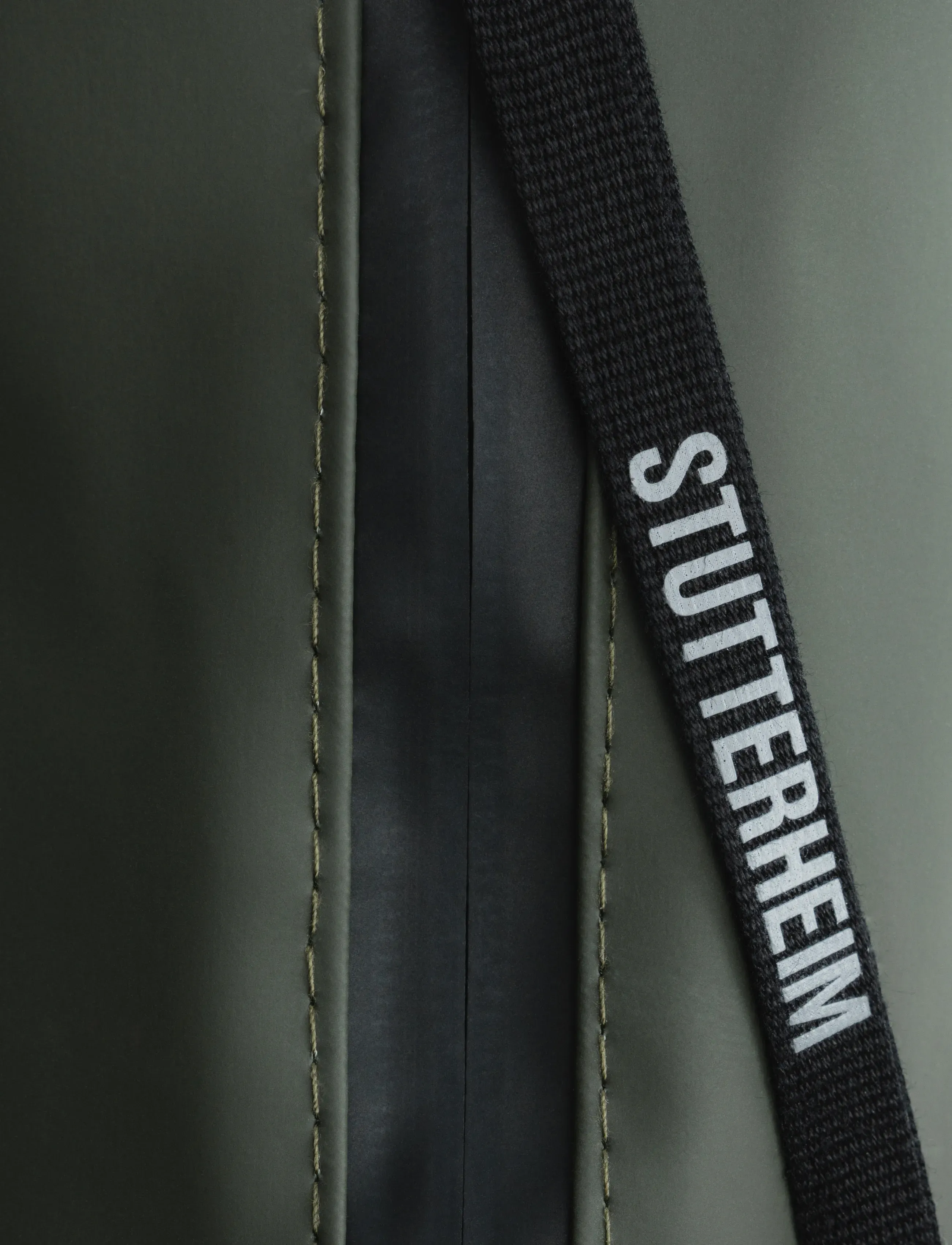 Stutterheim - Container Large Green - toalettsaker - green - 2