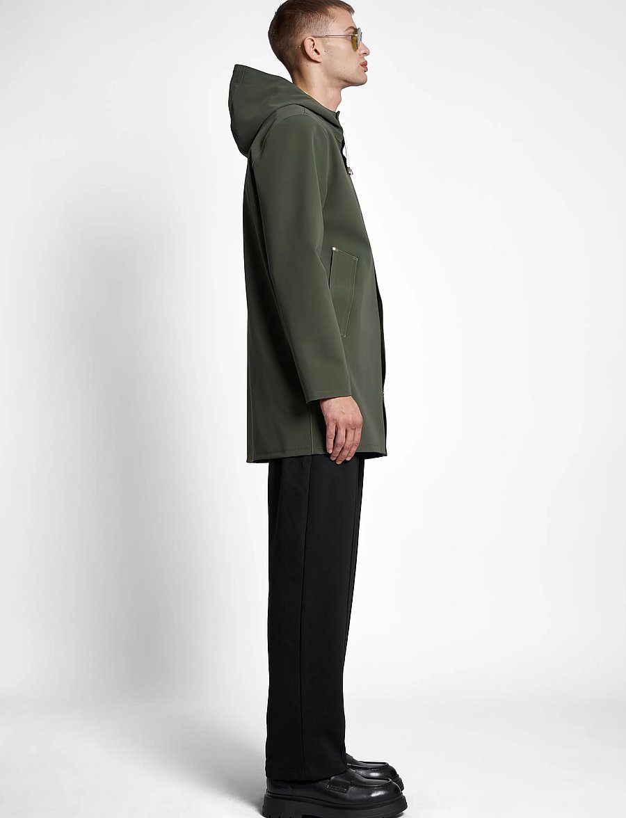 Stutterheim - Stockholm Suede Dark Green - regnjackor - dark green - 4