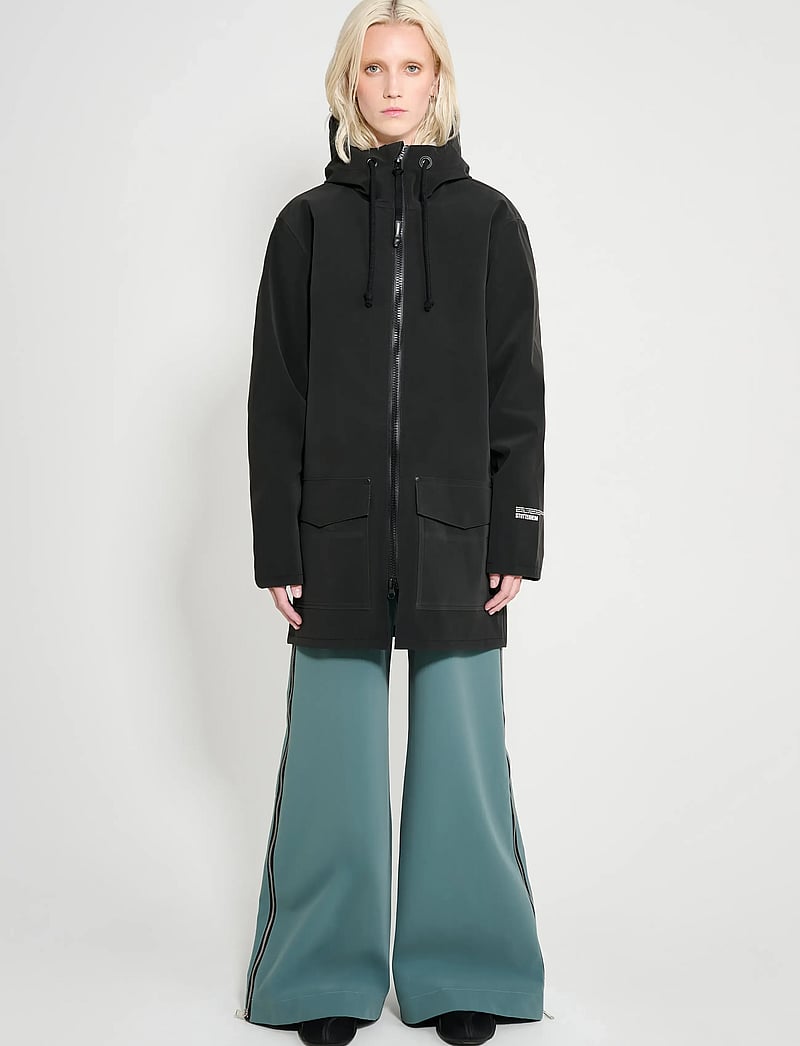 Stutterheim - Stockholm Patch Matte Black - regnjakker - black - 0