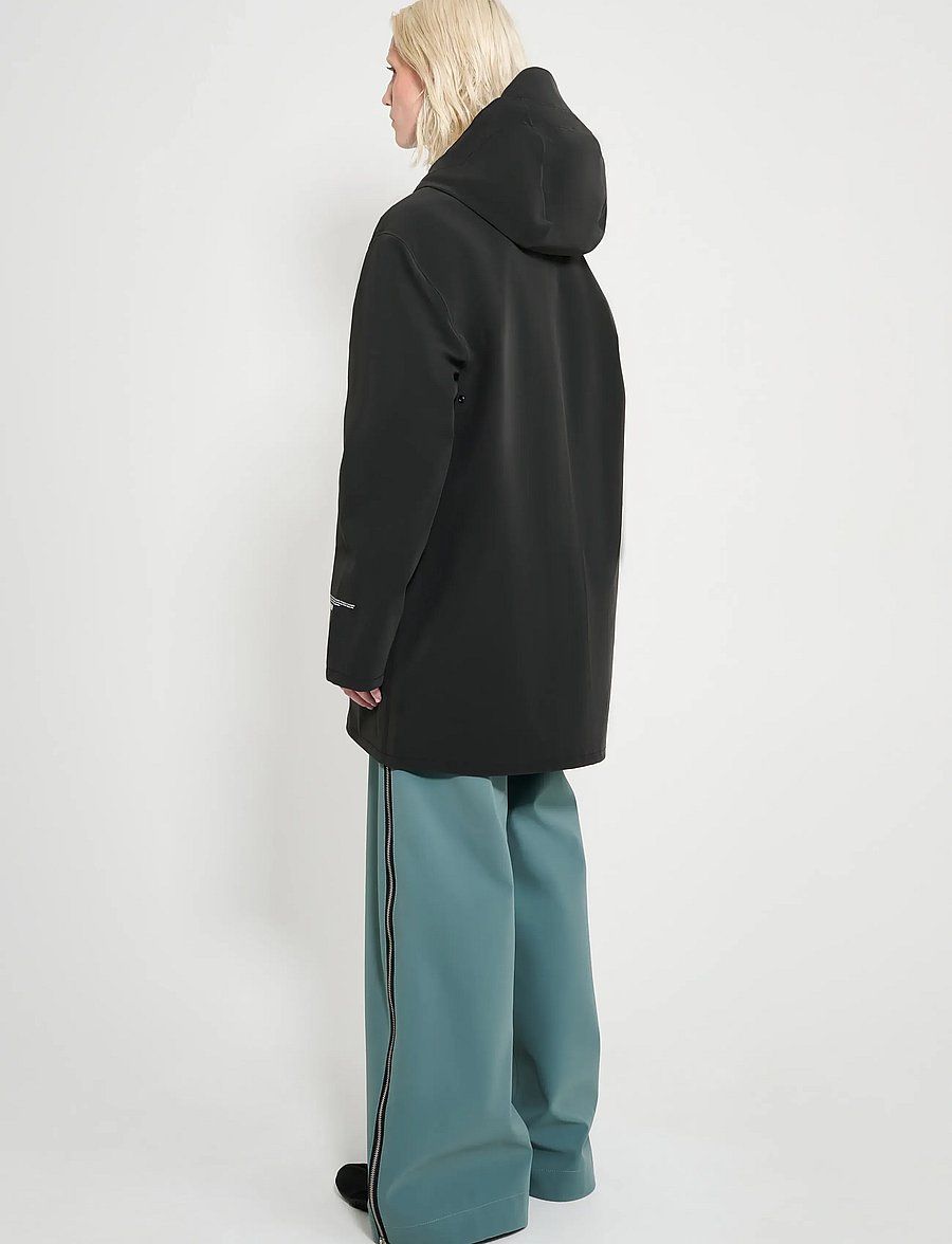 Stutterheim - Stockholm Patch Matte Black - regnjakker - black - 3