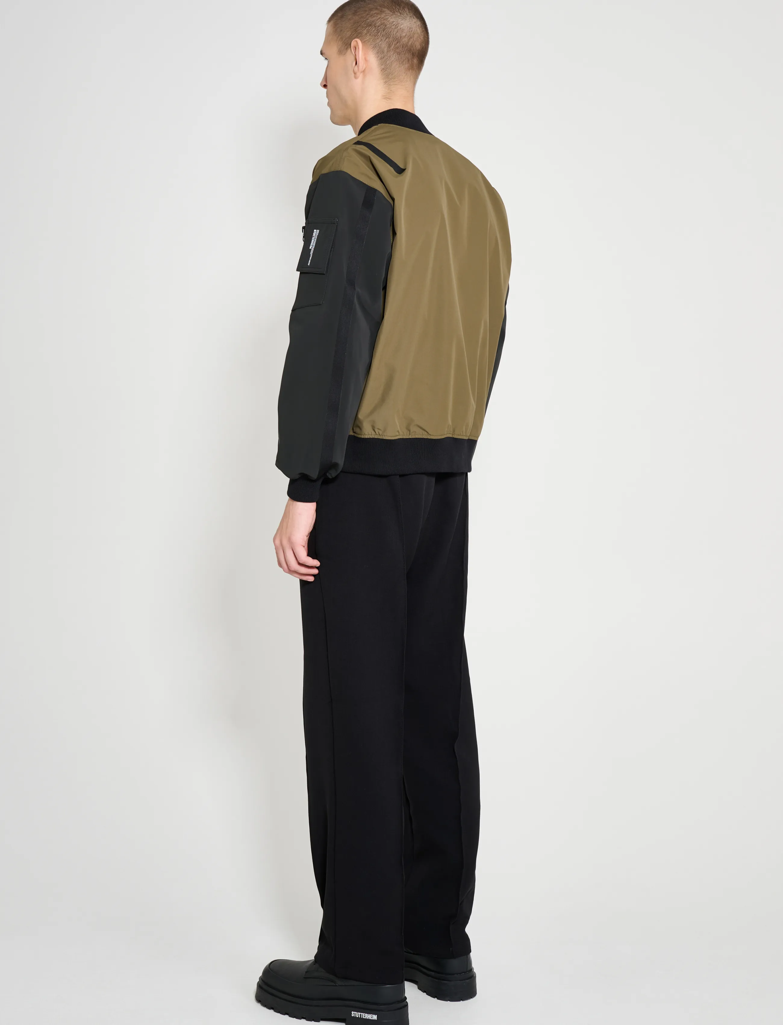 Stutterheim - Bredsand Zip Matte Green - efterårsjakker - green - 4