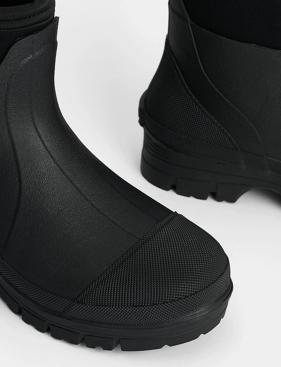 Stutterheim - Puddle Walker Black - hverdags stil - black - 5