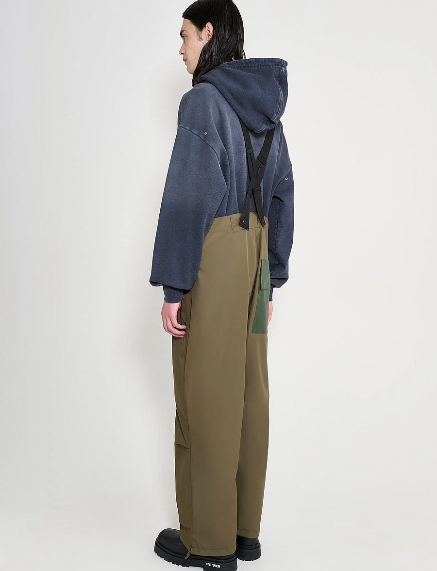 Stutterheim - Space Bib Trouser Matte Green - cargobyxor - green - 4
