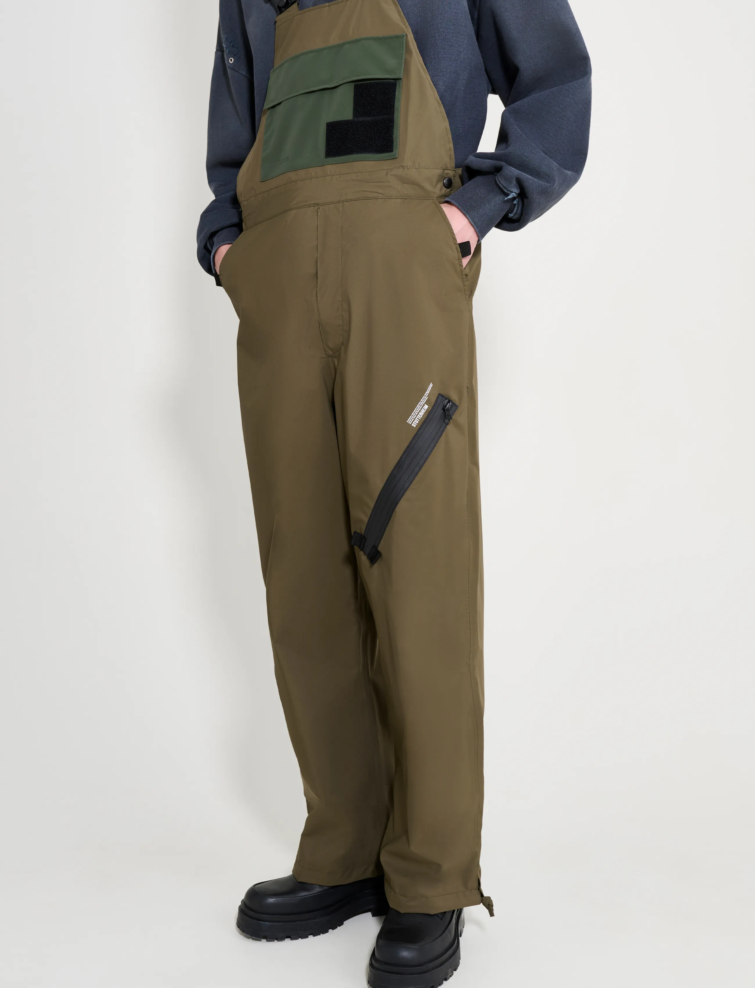 Stutterheim Space Bib Trouser Matte jumpsuits & hängselbyxor herr – bild 6