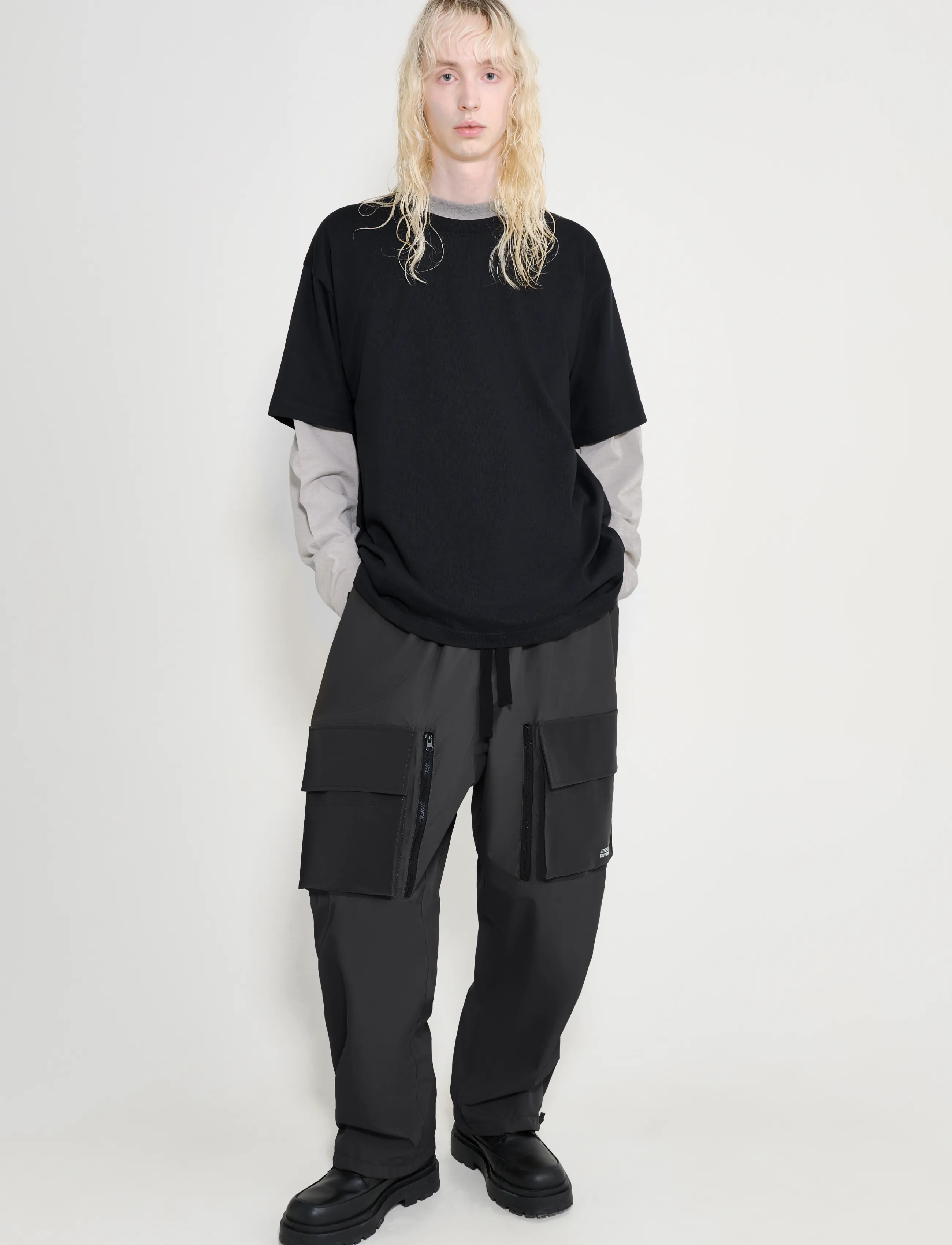 Stutterheim - Space Pocket Trouser Matte Black - cargobyxor - black - 3
