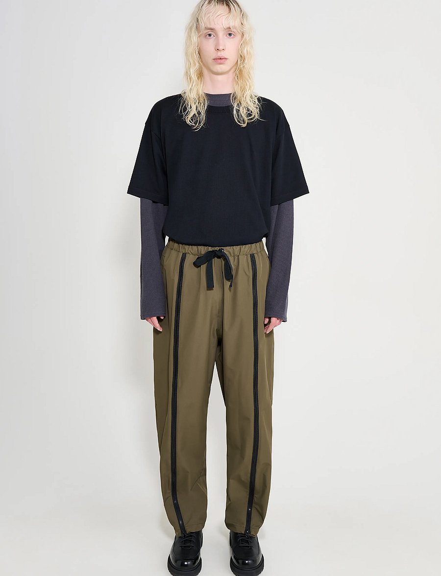 Stutterheim - Bash Zip Nylon Trouser Matte Green - vabaajapüksid - green - 0