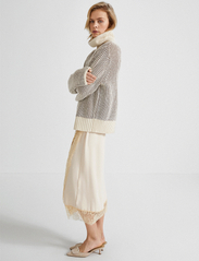 Stylein - ADELE SWEATER - megztiniai su aukšta apykakle - nougat - 3