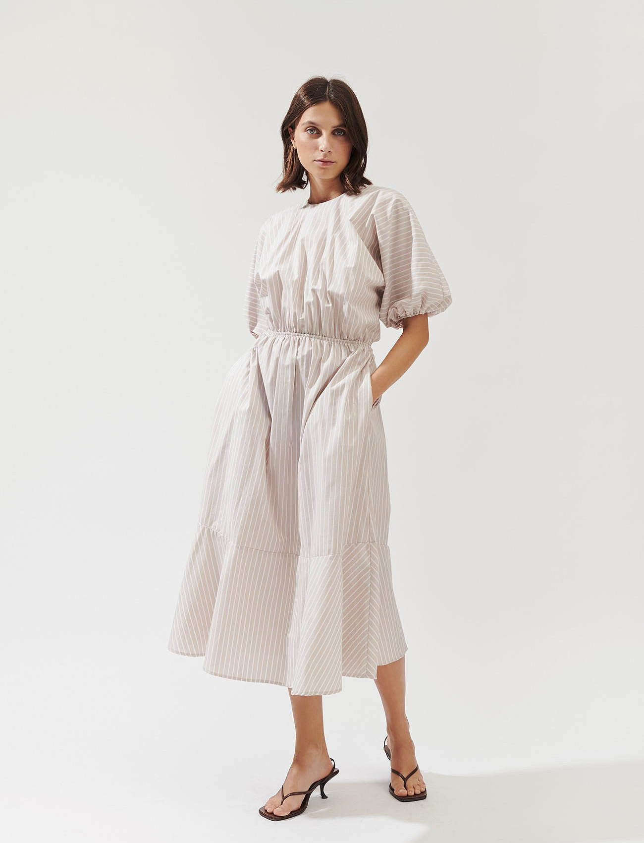 Stylein JENO DRESS - Kleidid - BEIGE STRIPE / beige