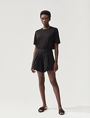 Stylein - MENDE SHORTS - casual shorts - black - 2
