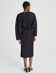 Stylein - MILANA DRESS - vidutinio ilgio suknelės - black - 4