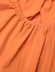 Stylein - MYTRA DRESS - festtøj til outletpriser - orange - 5