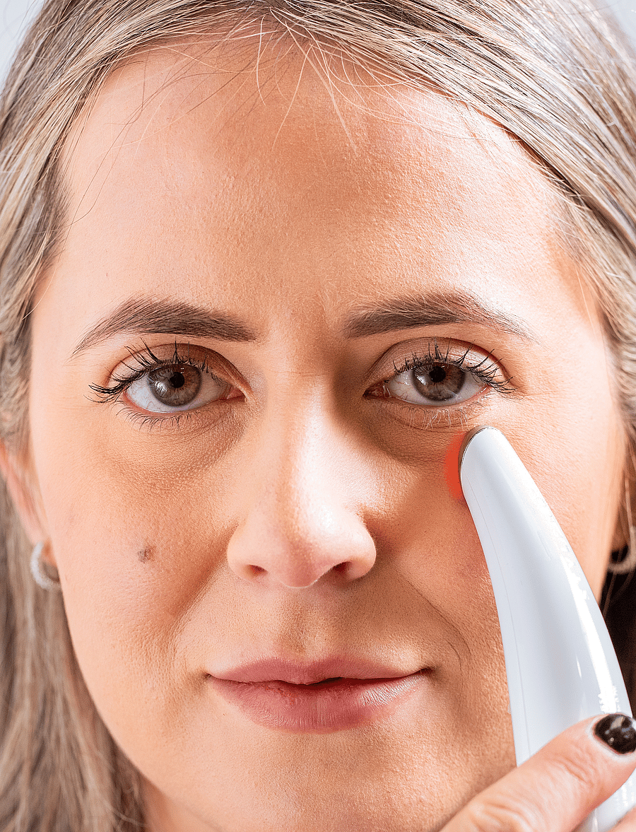 Stylpro - Stylpro Bag Be Gone Beauty Eye Massager - ilu seadmed - white - 0