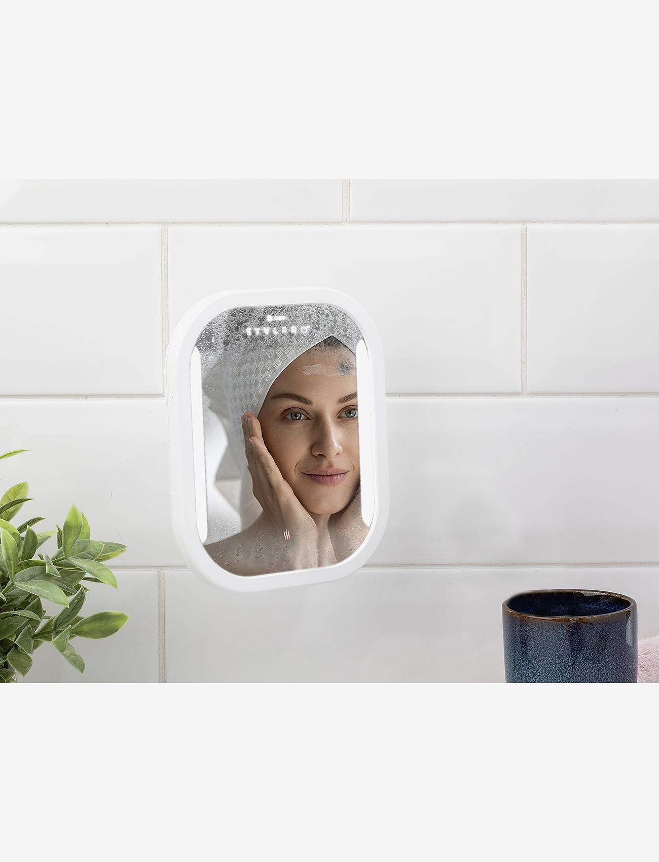 Stylpro - Stylpro AntiFog Bathroom Mirror - kylpyhuonepeilit - white - 4