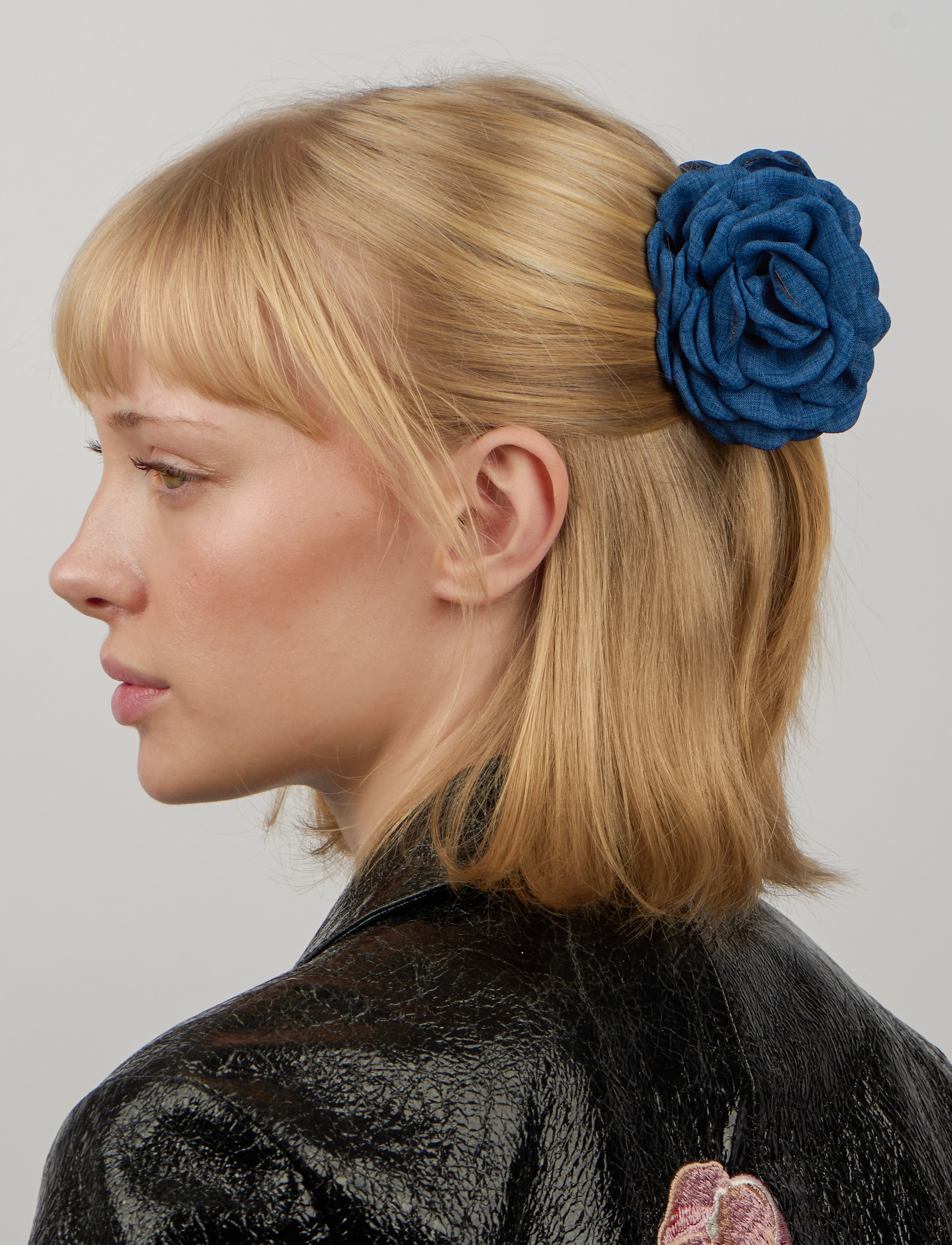 SUI AVA Rosa Hair Claw, One Size, Accessories, Blau - Claws, Beauty